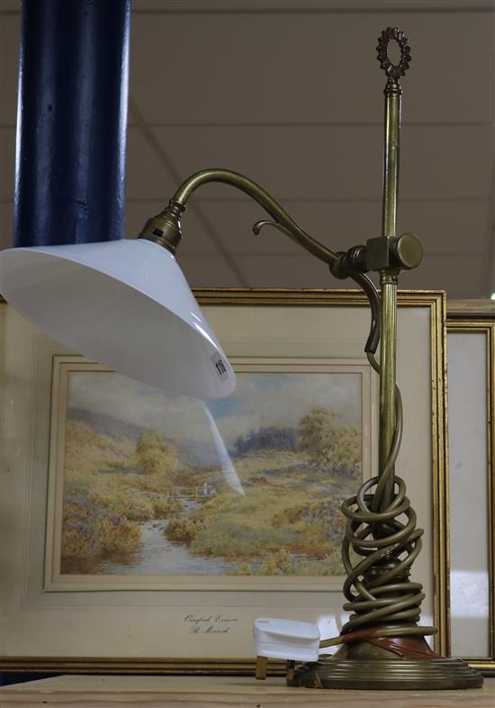 An Edwardian brass reading lamp height 52cm